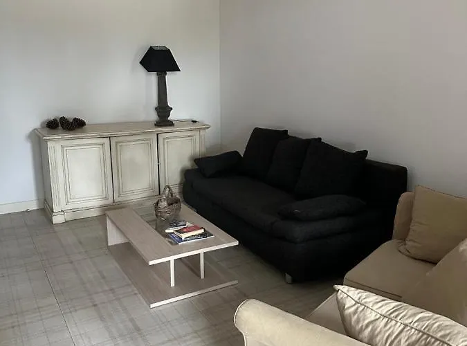 Apartment Charmante Propriete Arboree Borgo (Corsica)